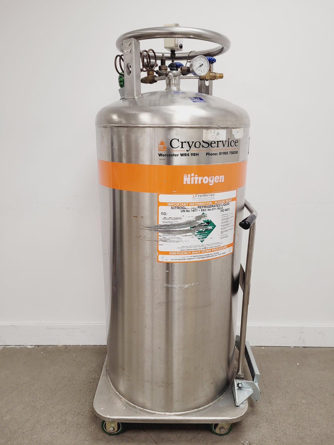 Image of Statebourne Cryogenics CS240 240L Vacuum-insulated Cryogenic Storage Vessel