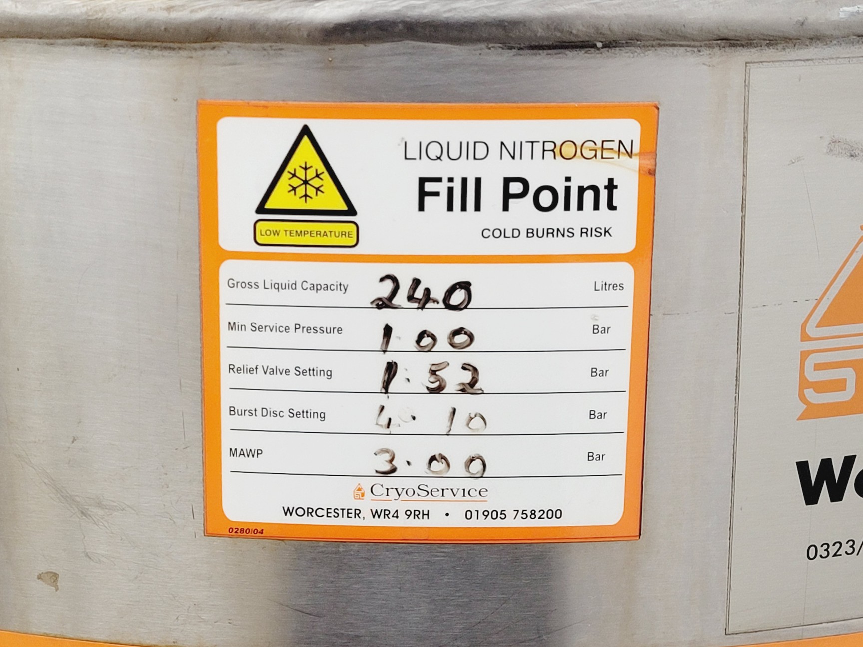 Image of Statebourne Cryogenics CS240 240L Vacuum-insulated Cryogenic Storage Vessel