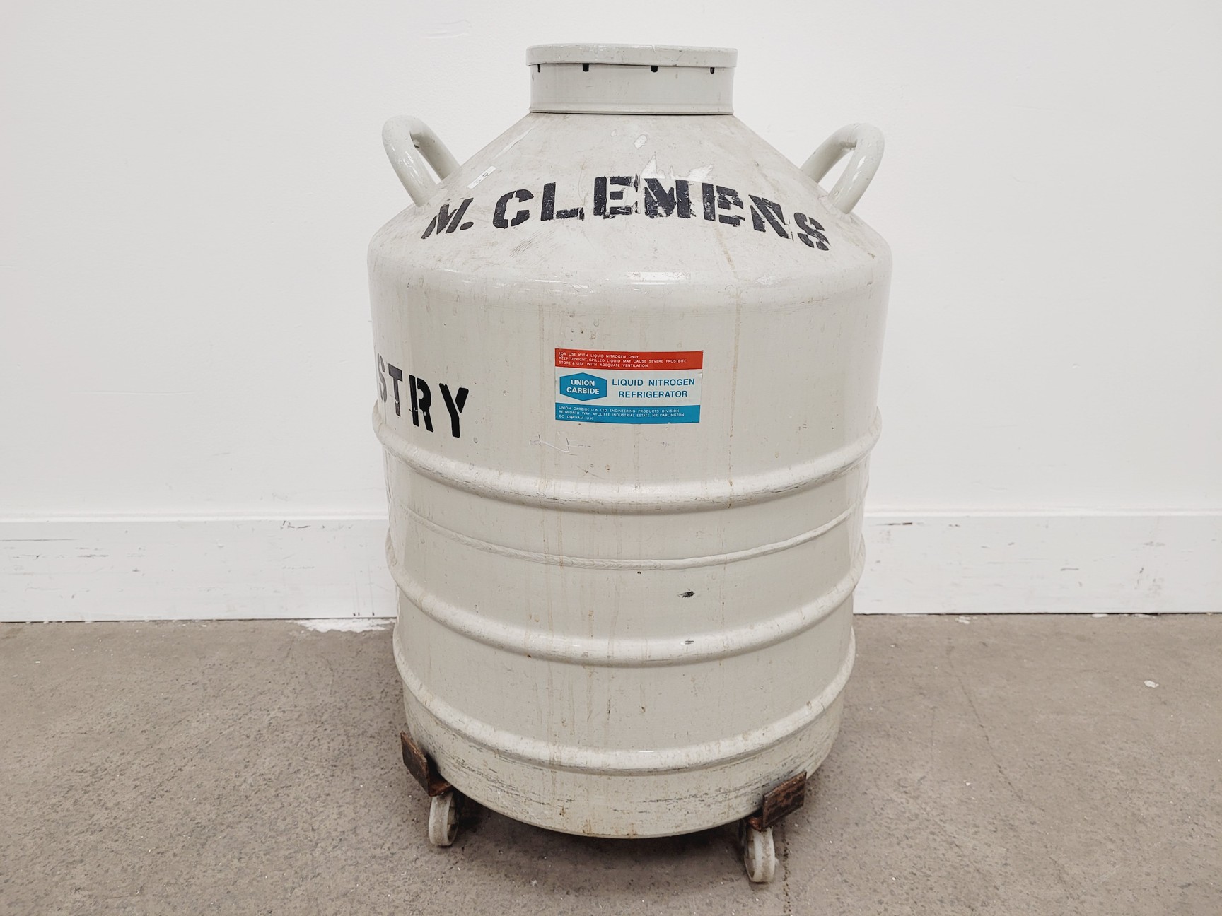Image of Union Carbide Liquid Nitrogen Refrigerator