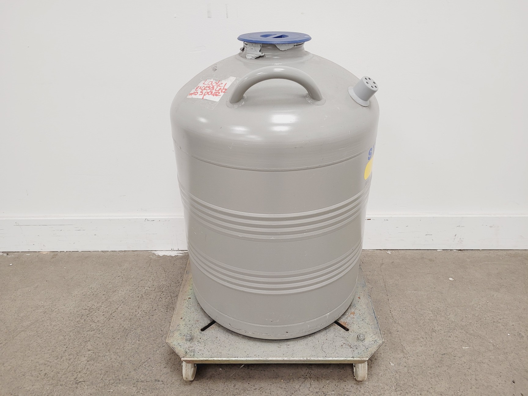 Image of Statebourne bio 36 Liquid Nitrogen Dewar