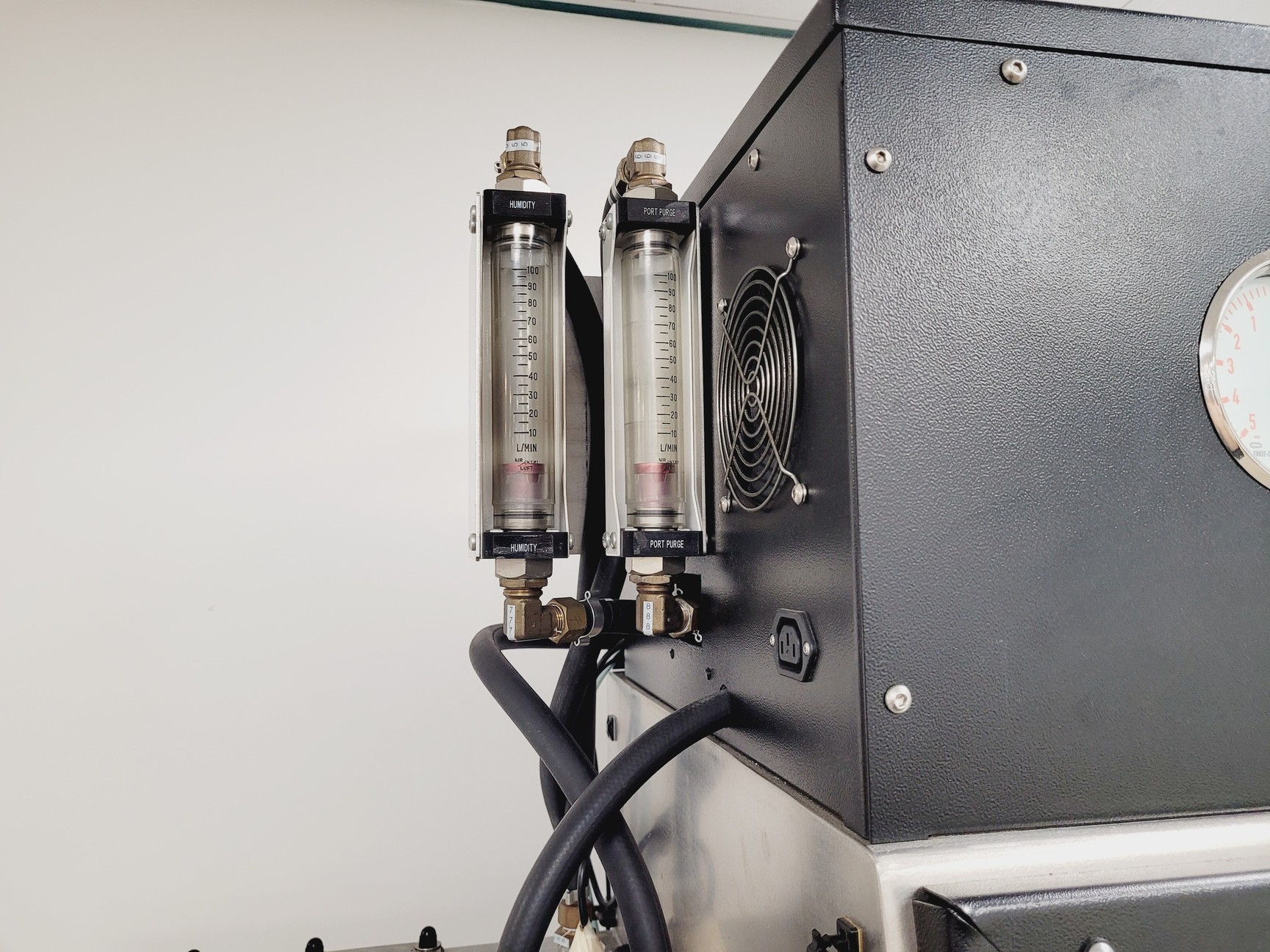 Image of Saffron P119 Isolator