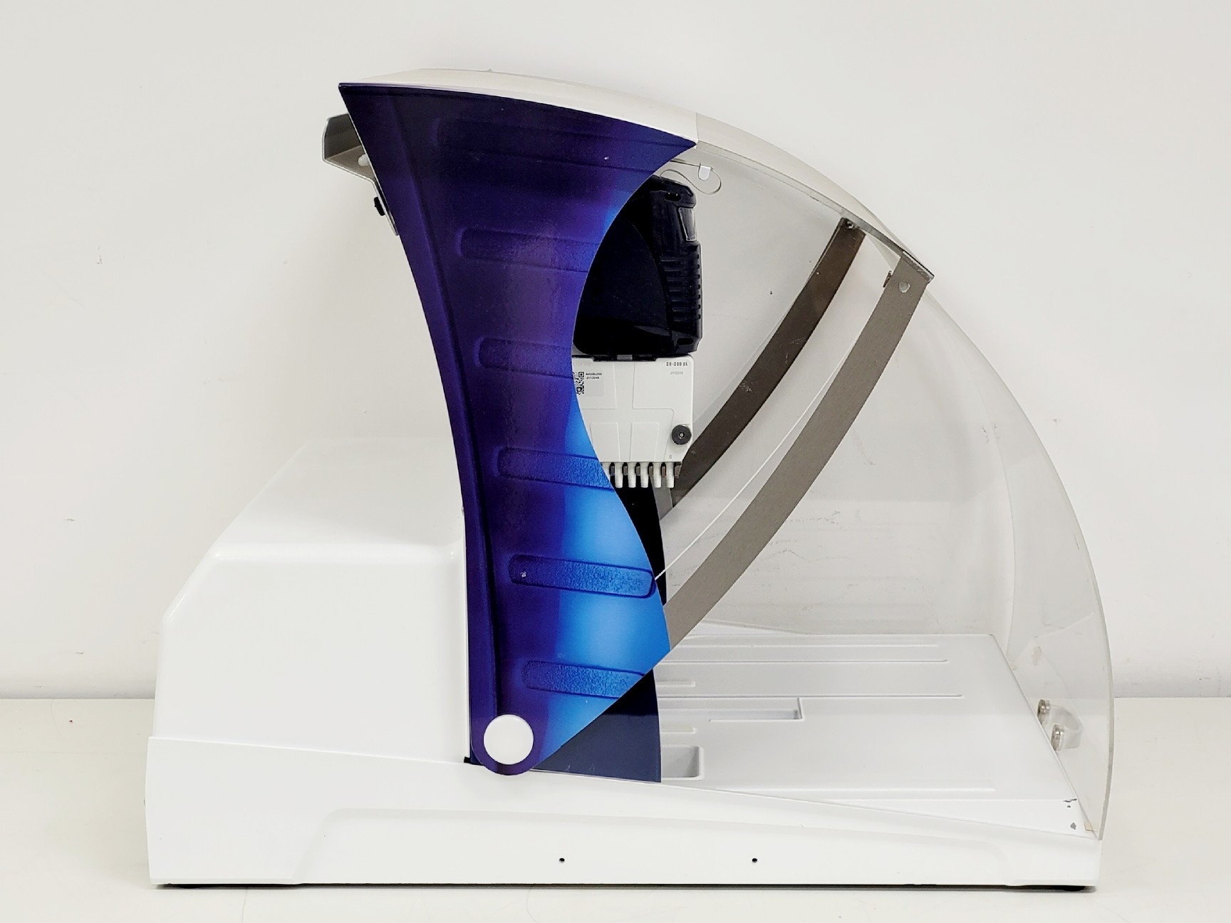 Image of Gilson 268 Pipetmax Liquid Handler Automated Pipetting System