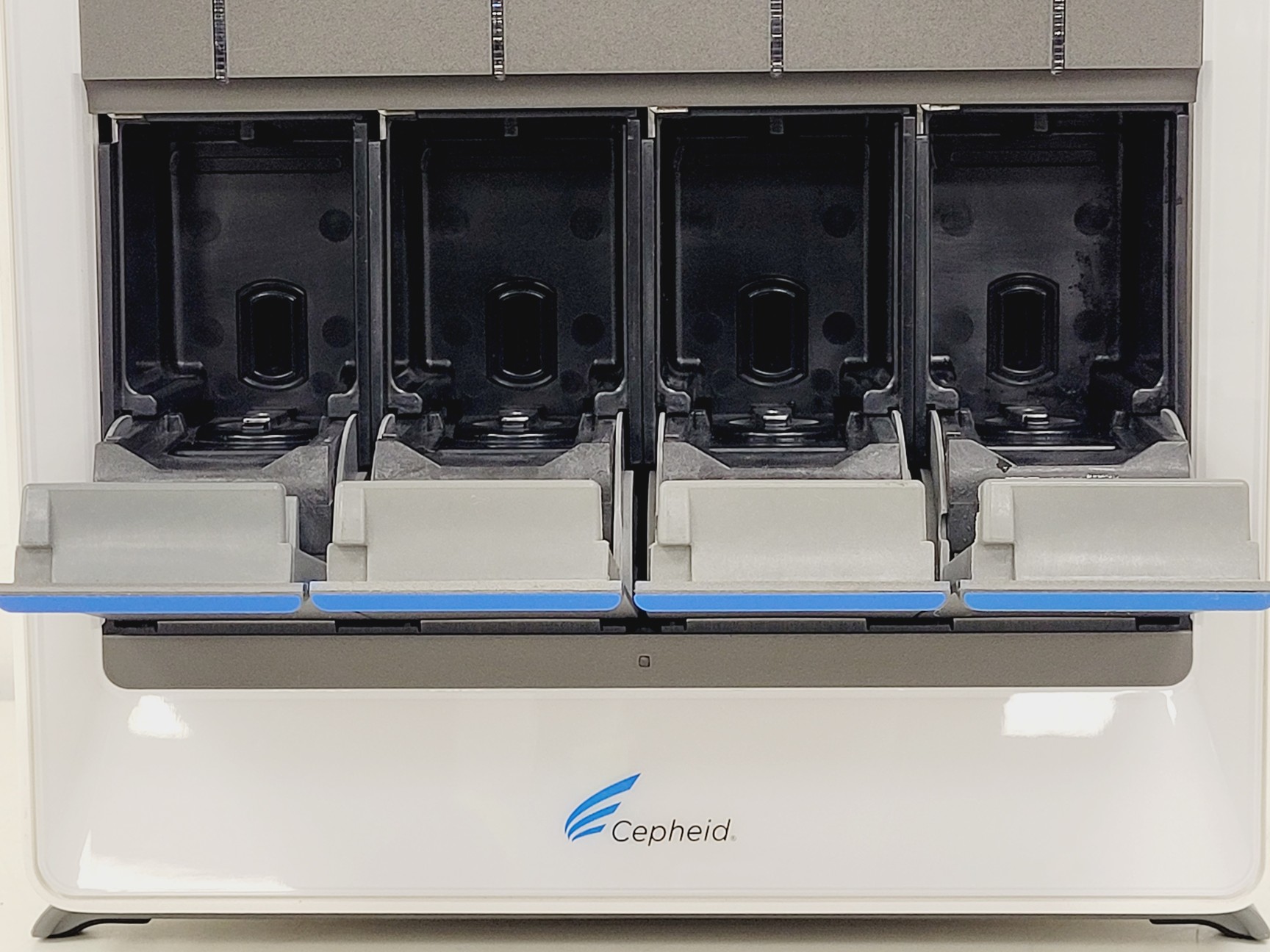 Image of Cepheid GeneXpert IV PCR Machine