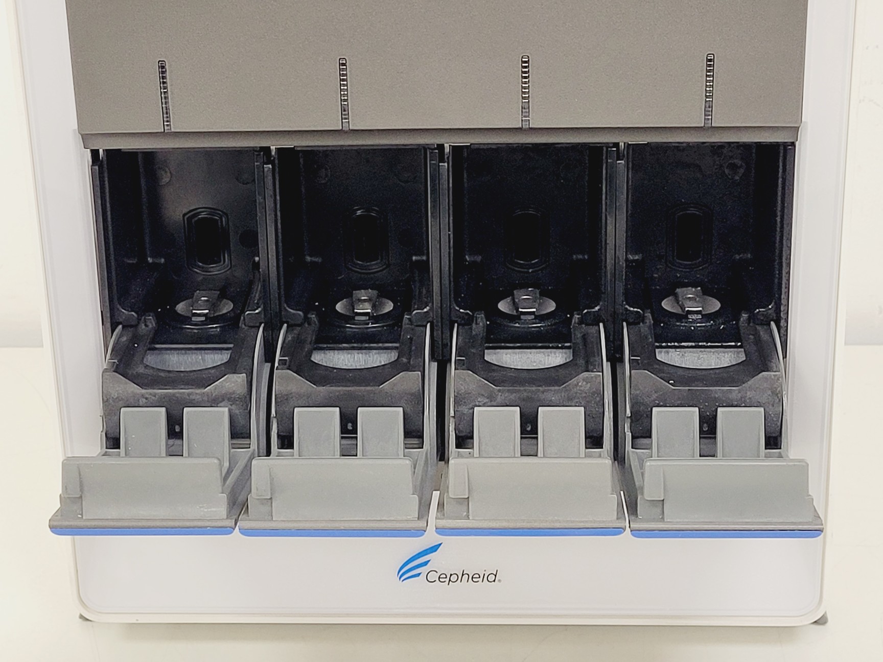 Image of Cepheid GeneXpert IV PCR Machine