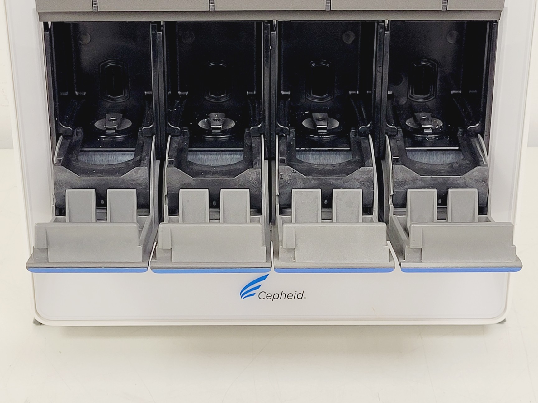 Image of Cepheid GeneXpert IV PCR Machine