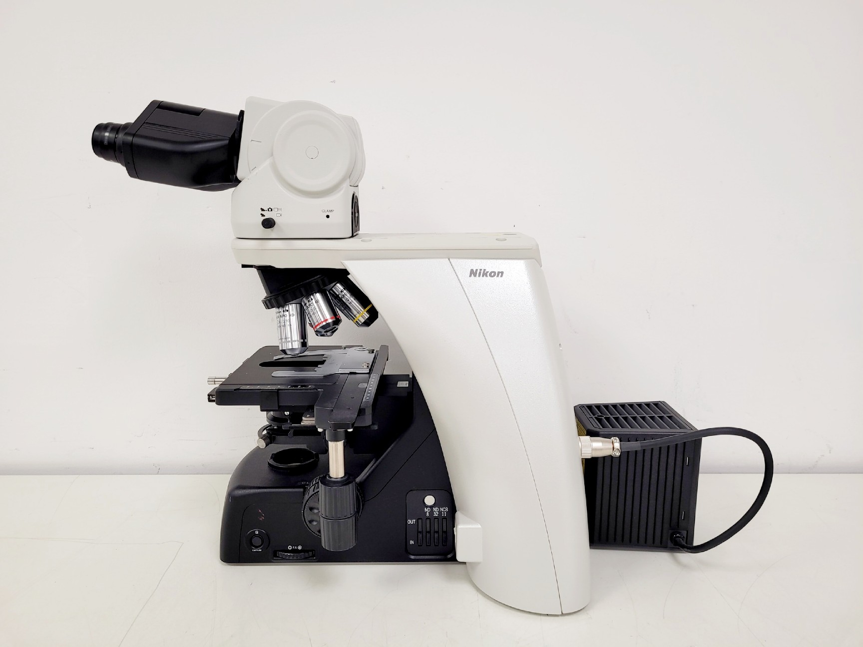 Image of Nikon Eclipse Ni-U Compound Microscope w/ 6 x Objectives 2/4/10/20/40/100x Lab
