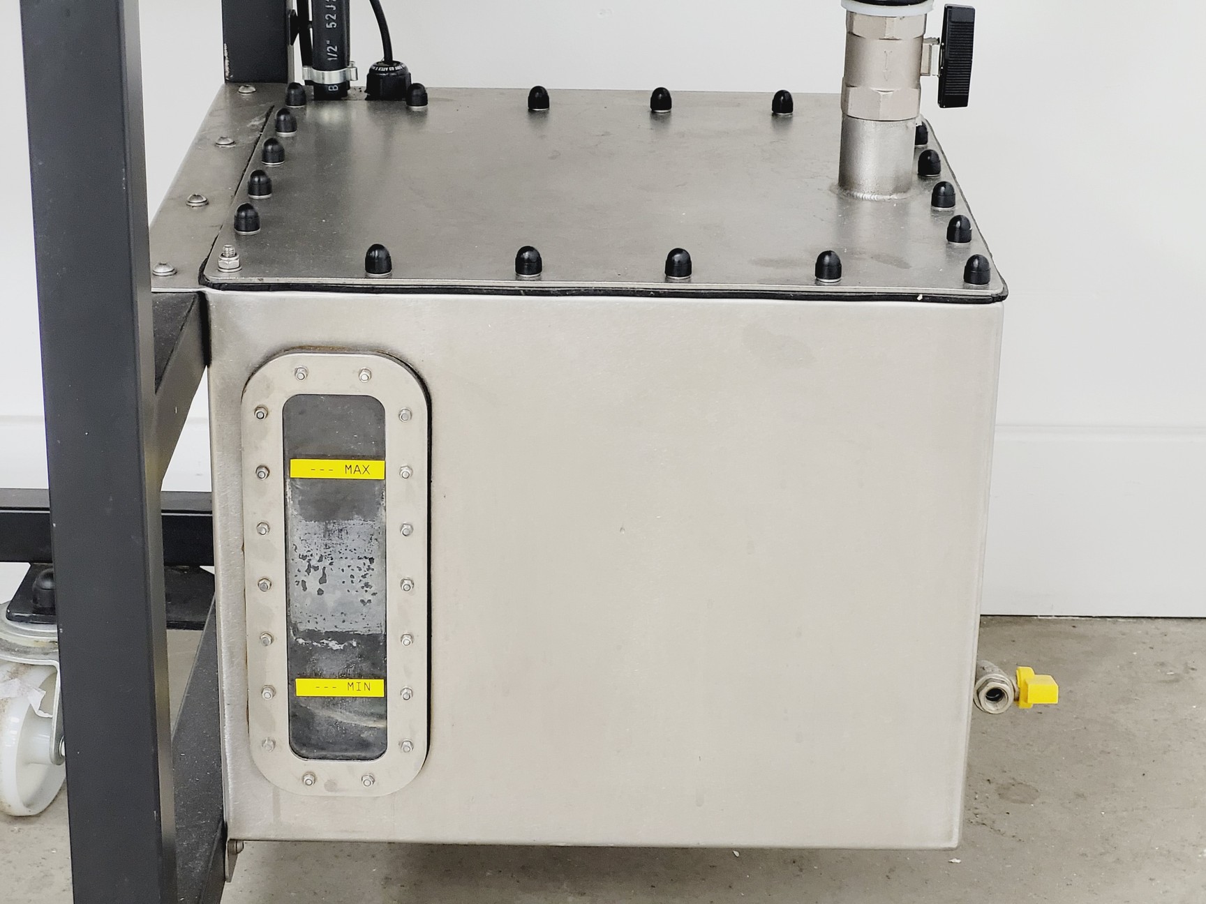 Image of Saffron Isolator