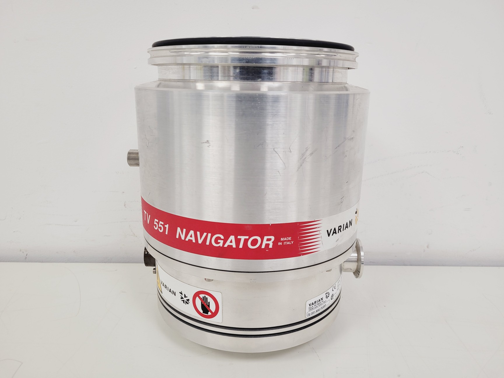 Image of Varian 9698922S001 TV 551 Navigator Turbomolecular Pump