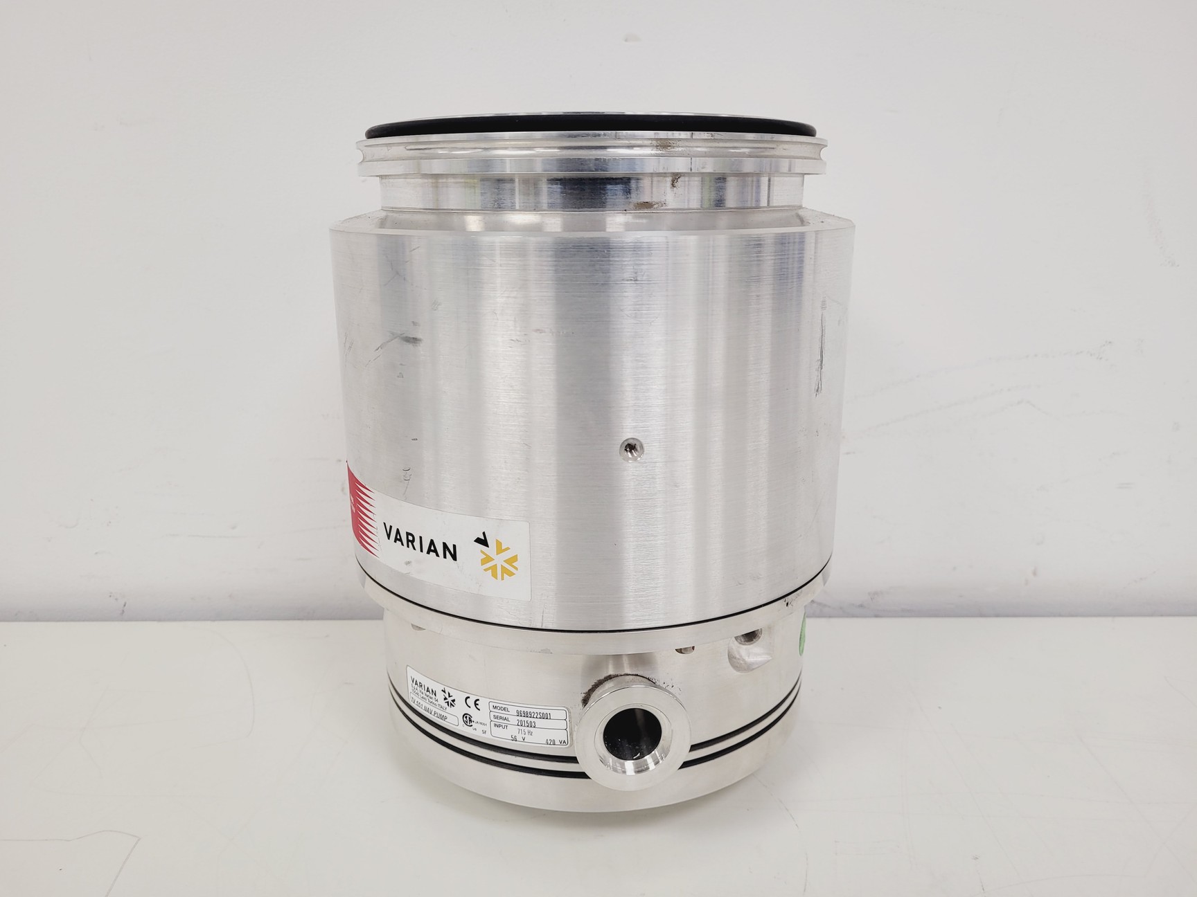 Image of Varian 9698922S001 TV 551 Navigator Turbomolecular Pump