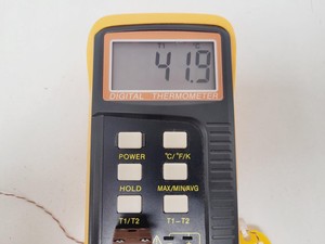 Thumbnail image of Gallenkamp Cooled Incubator w/ Timed Cycling App. No 6B 7801 B