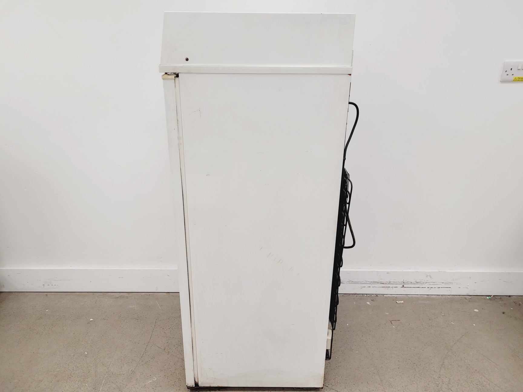 Image of Gallenkamp Cooled Incubator w/ Timed Cycling App. No 6B 7801 B