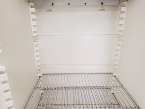 Thumbnail image of Gallenkamp Cooled Incubator w/ Timed Cycling App. No 6B 7801 B