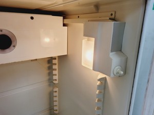 Thumbnail image of Gallenkamp Cooled Incubator w/ Timed Cycling App. No 6B 7801 B