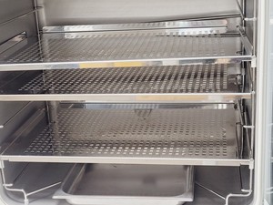 Thumbnail image of LEEC Precision 190D Culture Safe CO2 Incubator