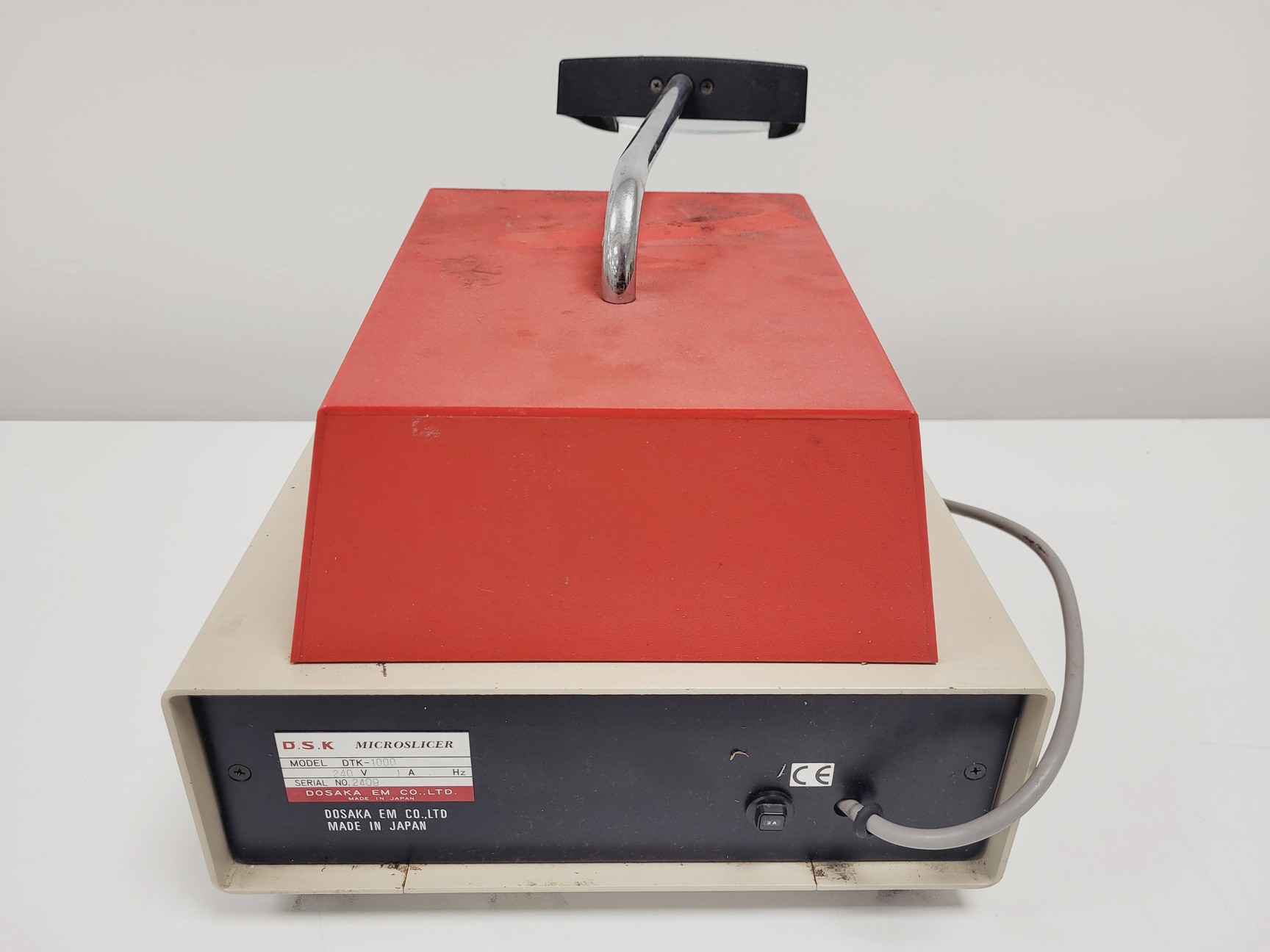 Image of D.S.K DTK-1000 Microslicer Vibrating Blade Microtome Tissue Slicers Lab