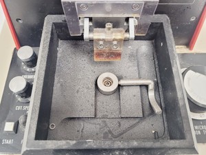 Thumbnail image of D.S.K DTK-1000 Microslicer Vibrating Blade Microtome Tissue Slicers Lab