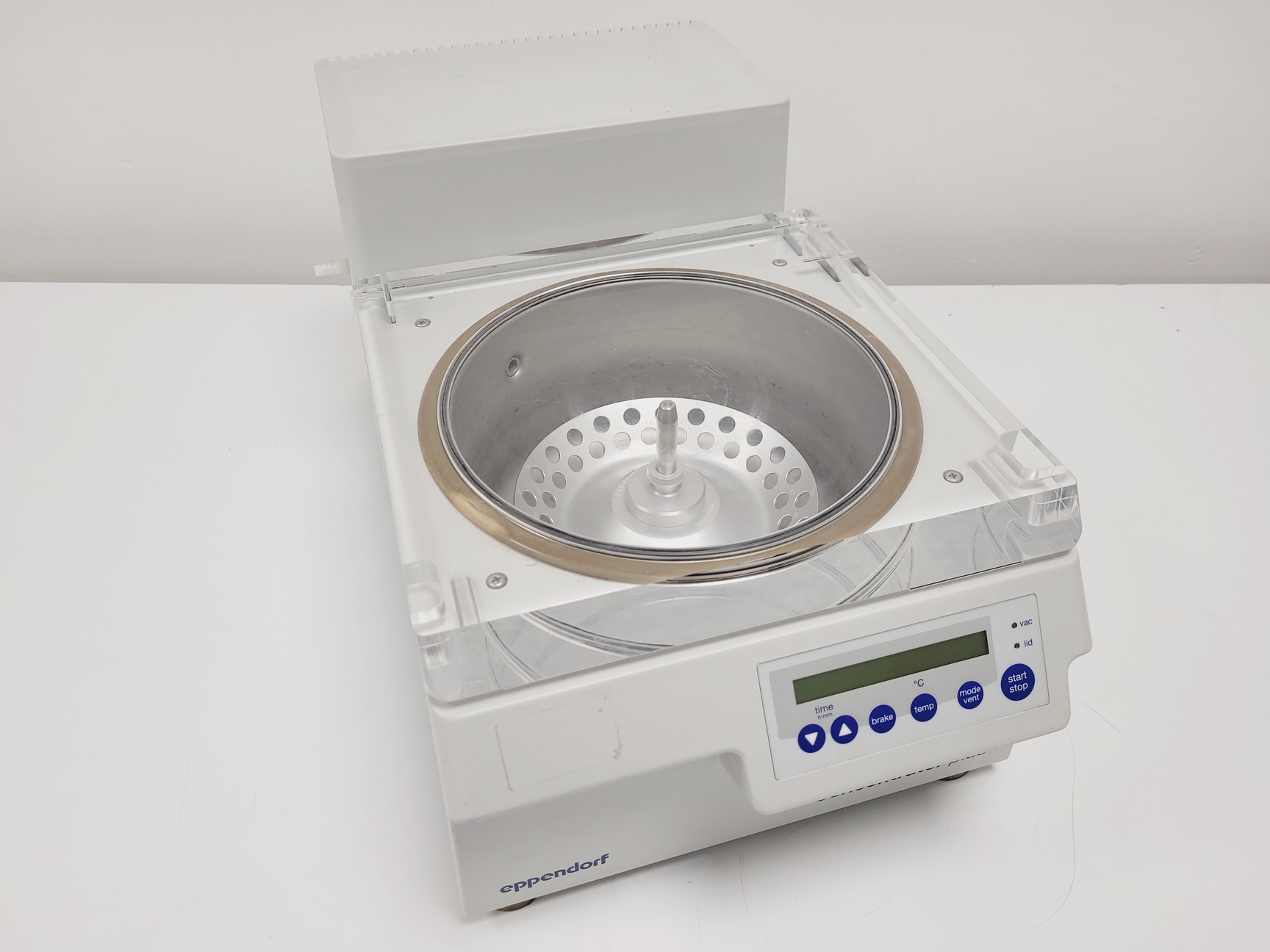 Image of Eppendorf AG Concentrator Plus Benchtop Centrifuge