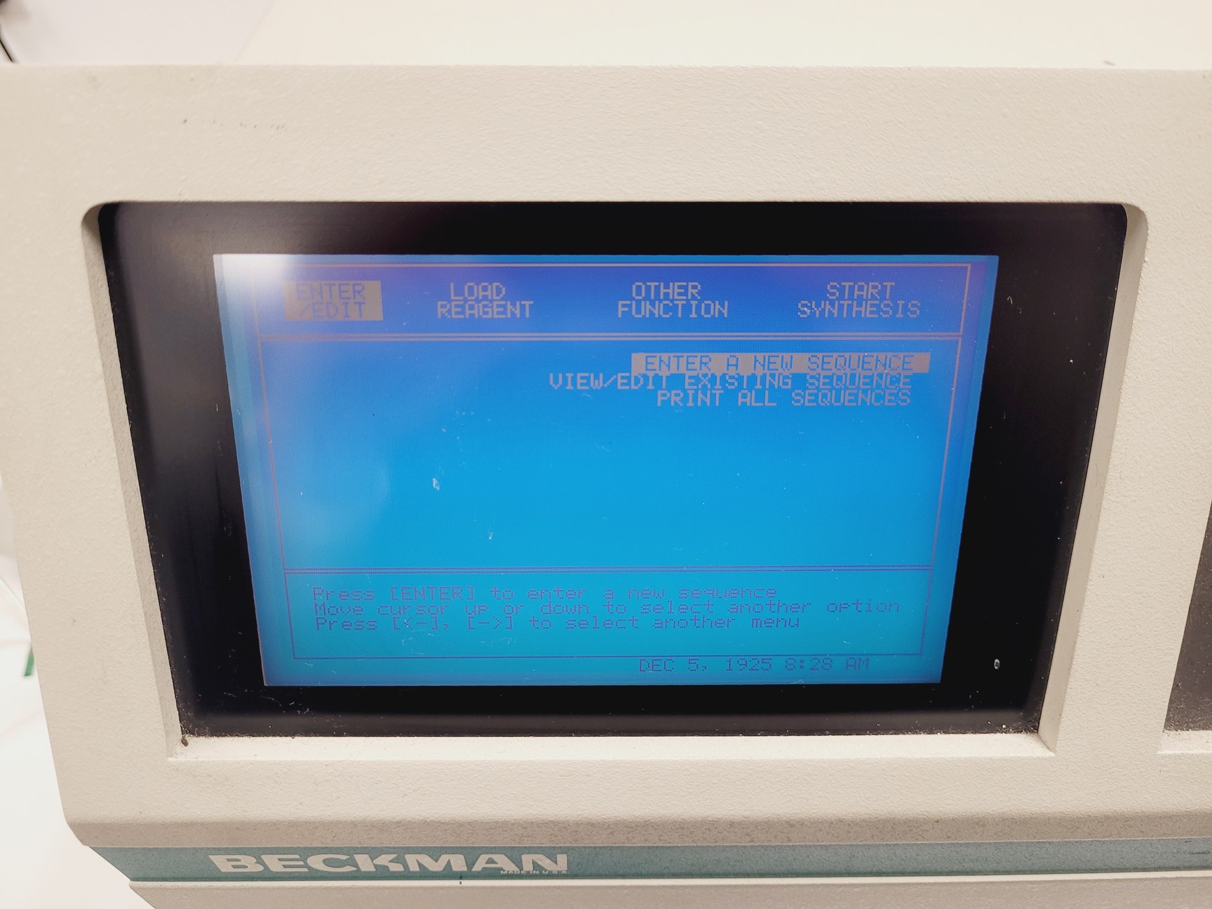 Image of Beckman Oligo 1000 DNA Synthesizer