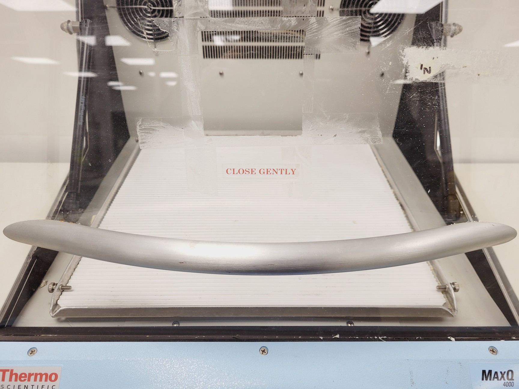 Image of Thermo Scientific Max Q 4000 Shaking Incubator