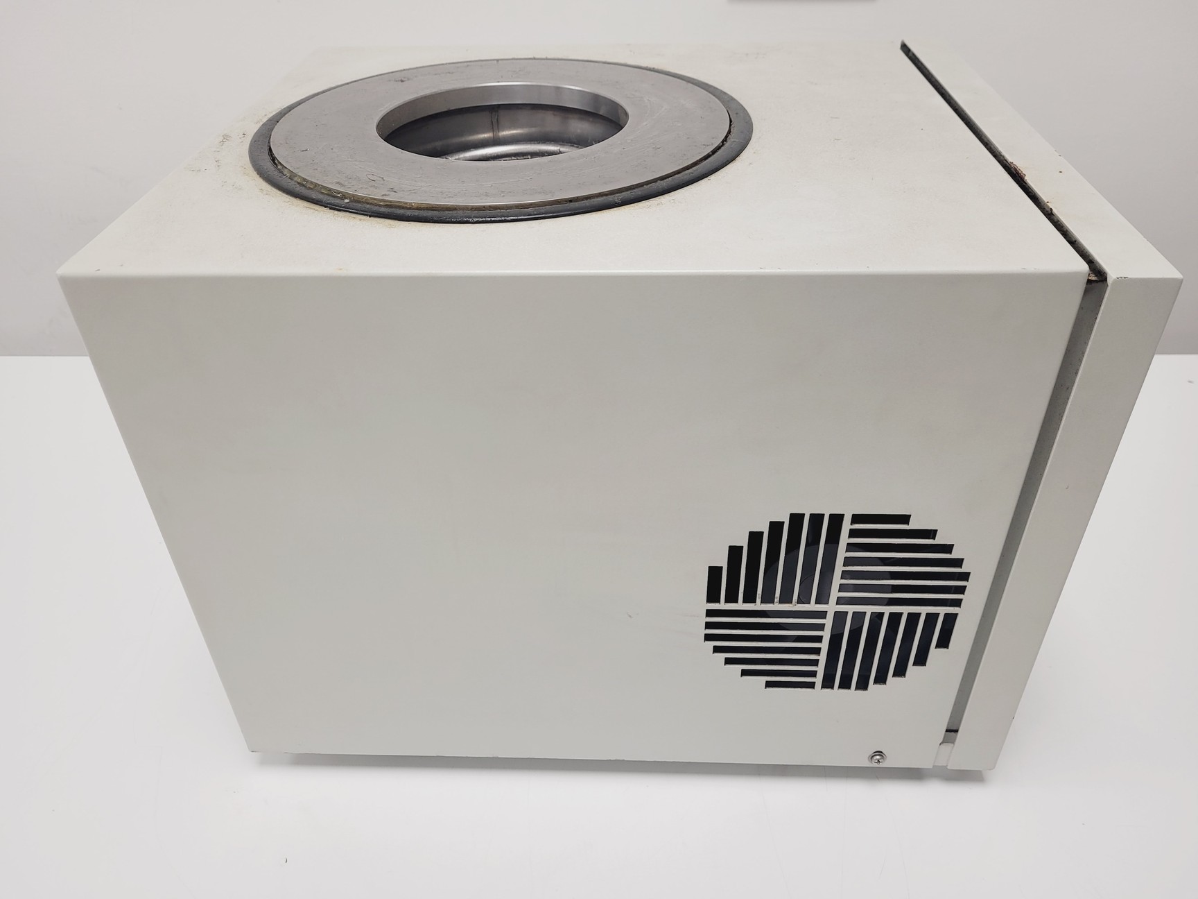 Image of Thermo Savant MICROMODULYO Freeze Dryer