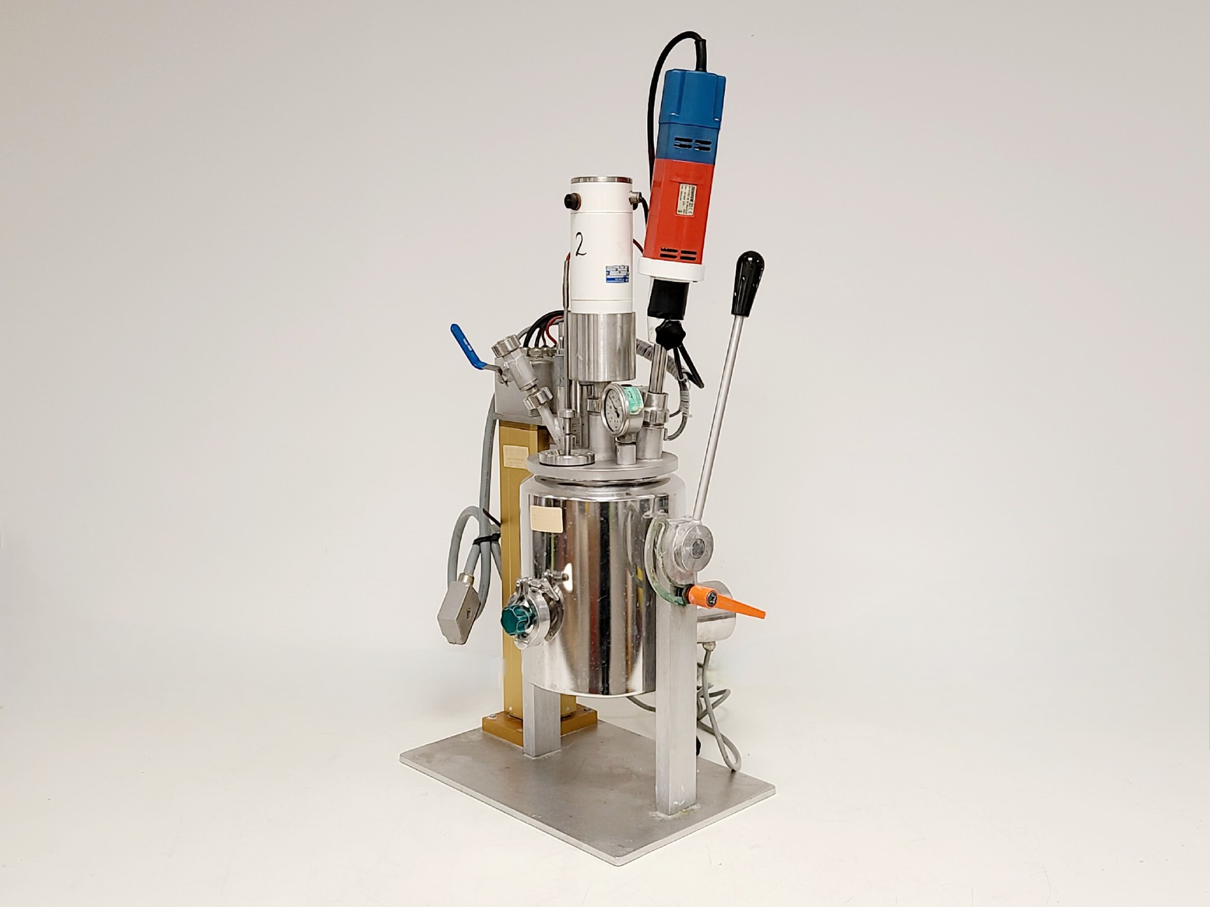 Image of Esco Labor Model EL3 Dual Agitated Vacuum Laboratory One-Pot Homogeniser