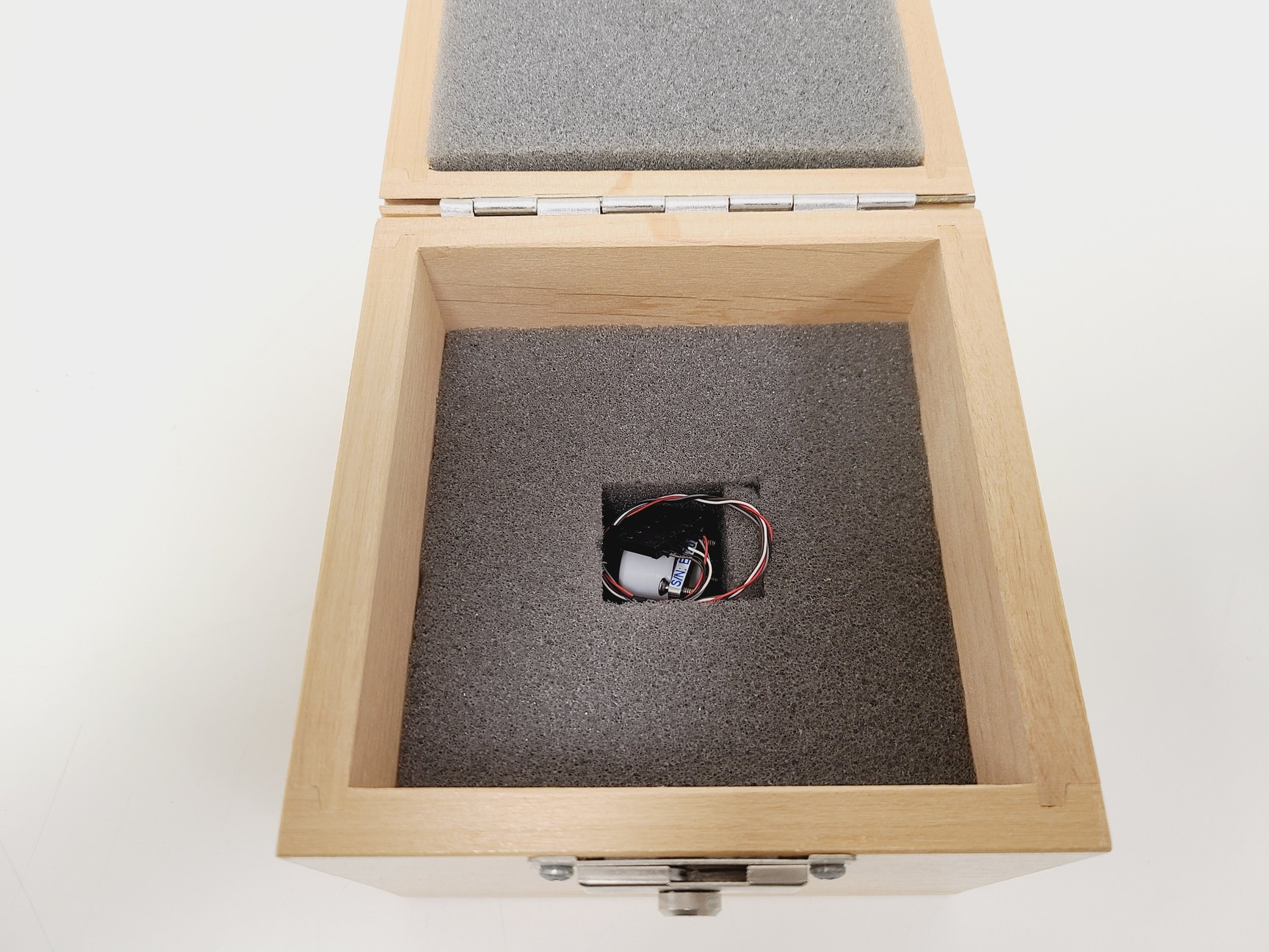 Image of TopoMetrix Atomic Force Microscope (AFM/MFM/EMFM/Dry) Scanners