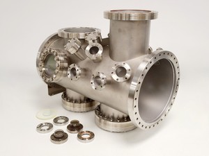 Thumbnail image of Stainless Steel UHV Vacuum Chamber with Multiple CF Ports