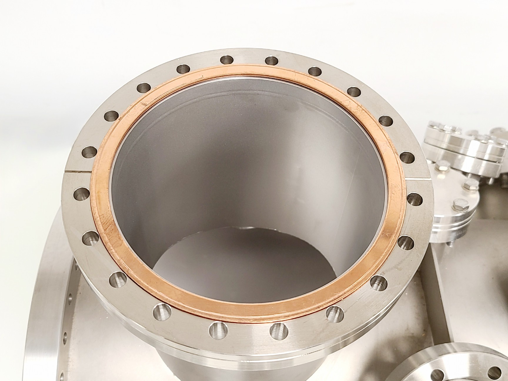 Image of Stainless Steel UHV Vacuum Chamber with Multiple CF Ports