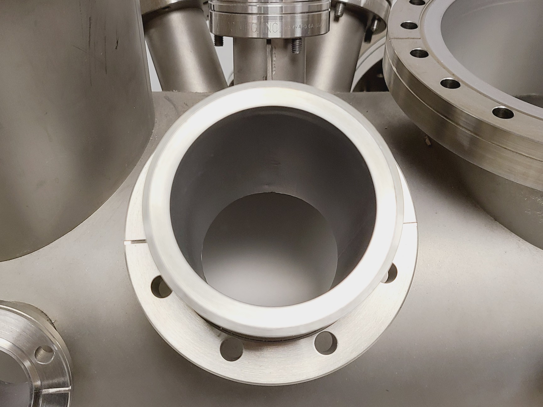 Image of Stainless Steel UHV Vacuum Chamber with Multiple CF Ports