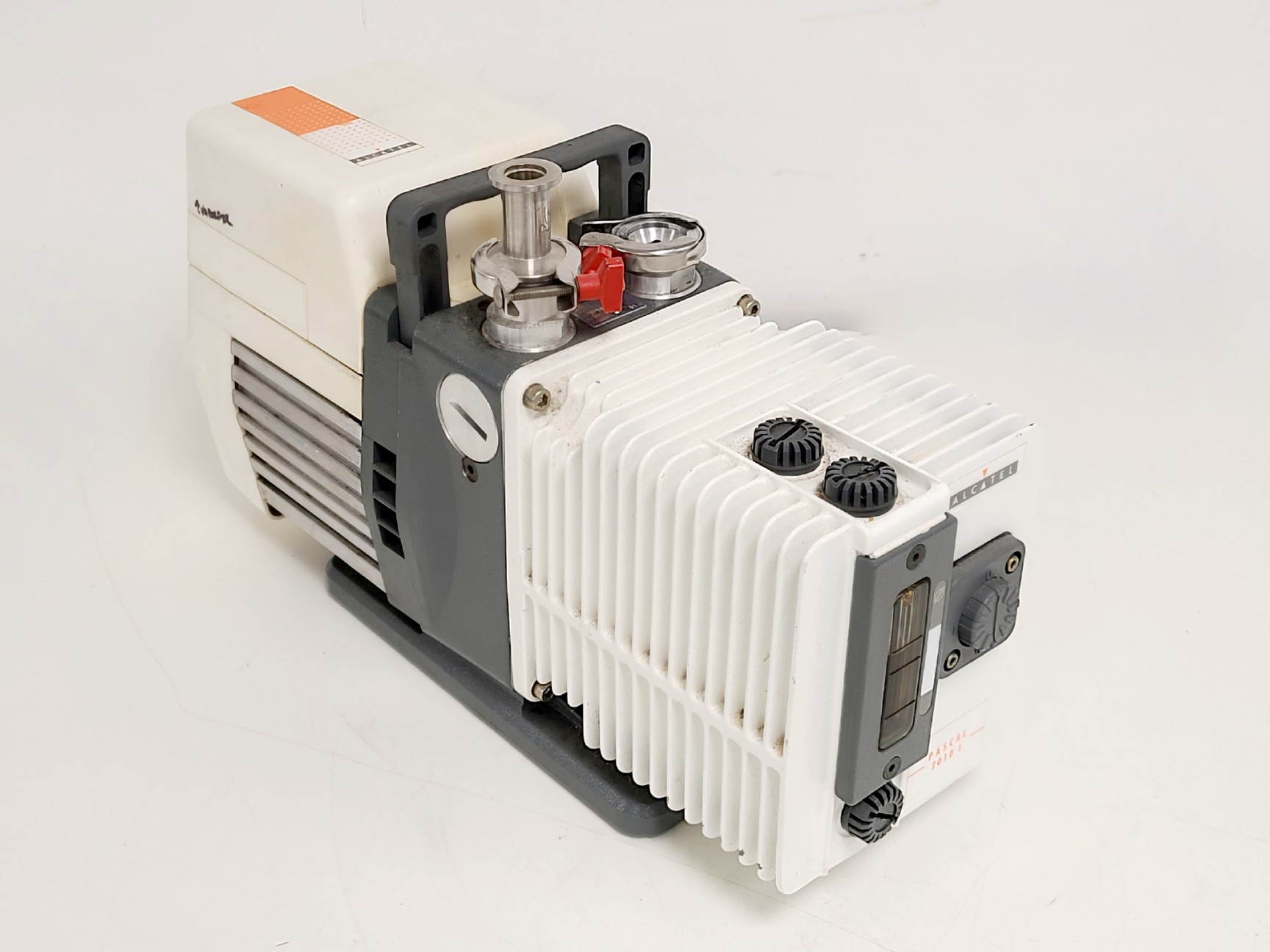 Image of Alcatel Pascal 2010i Rotary Vane Vacuum Pump
