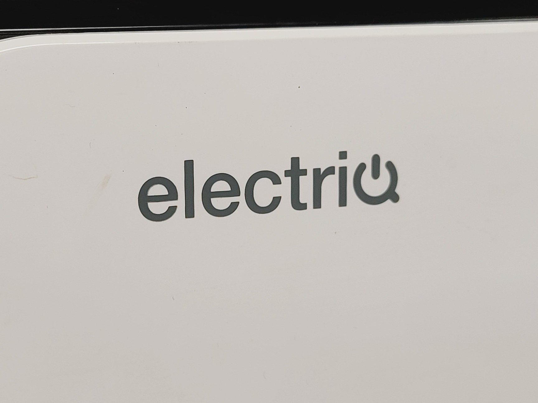 Image of ElectriQ EcoSilent 14HPW Portable Air Conditioner