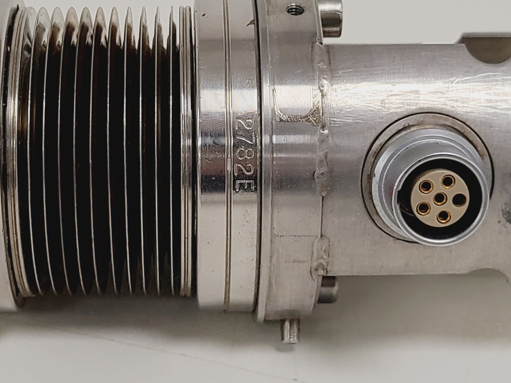 Image of Ultra High Vacuum (UHV) Effusion Cell for Preparation