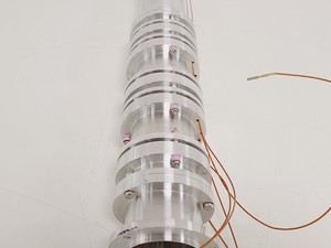 Thumbnail image of Instrumented Multi-Stage UHV Vacuum Insert Assembly