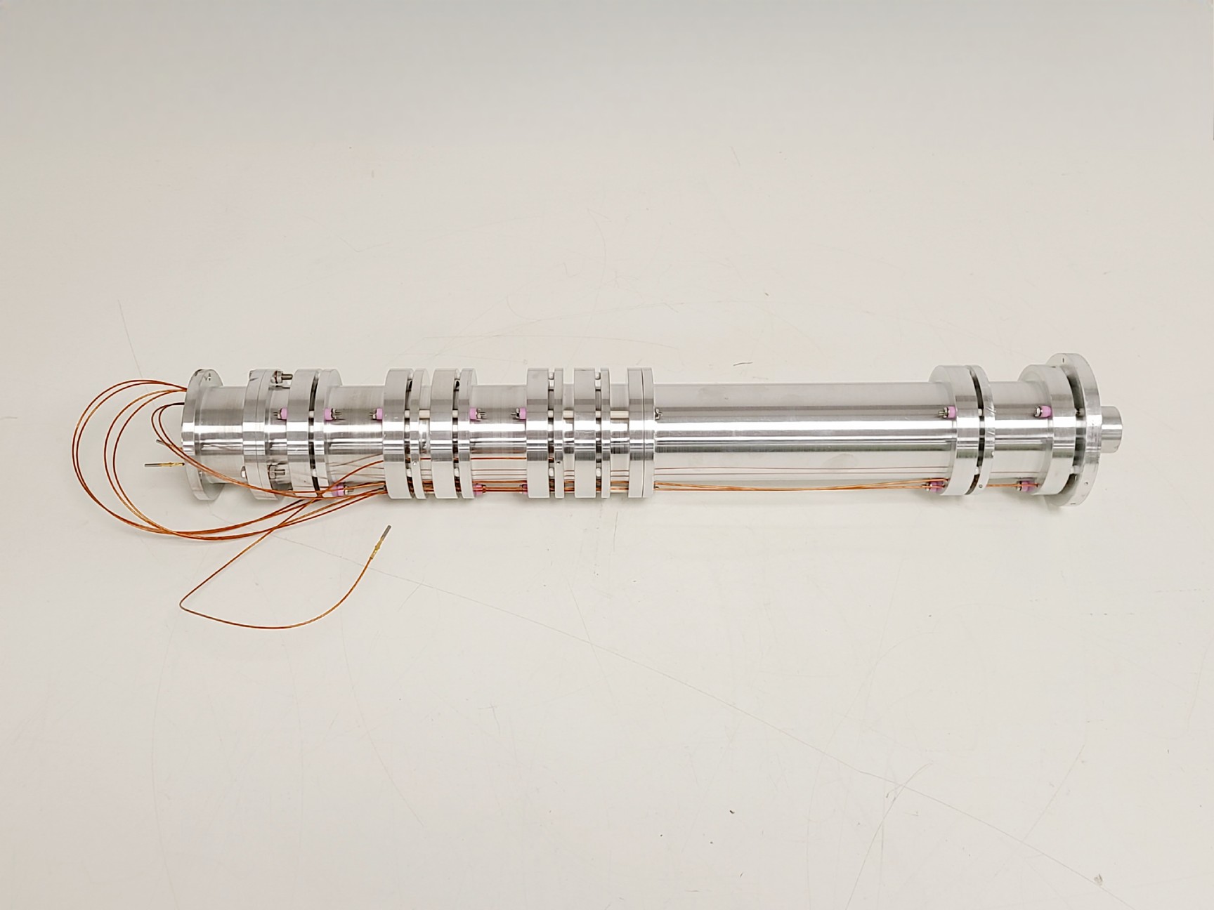 Image of Instrumented Multi-Stage UHV Vacuum Insert Assembly