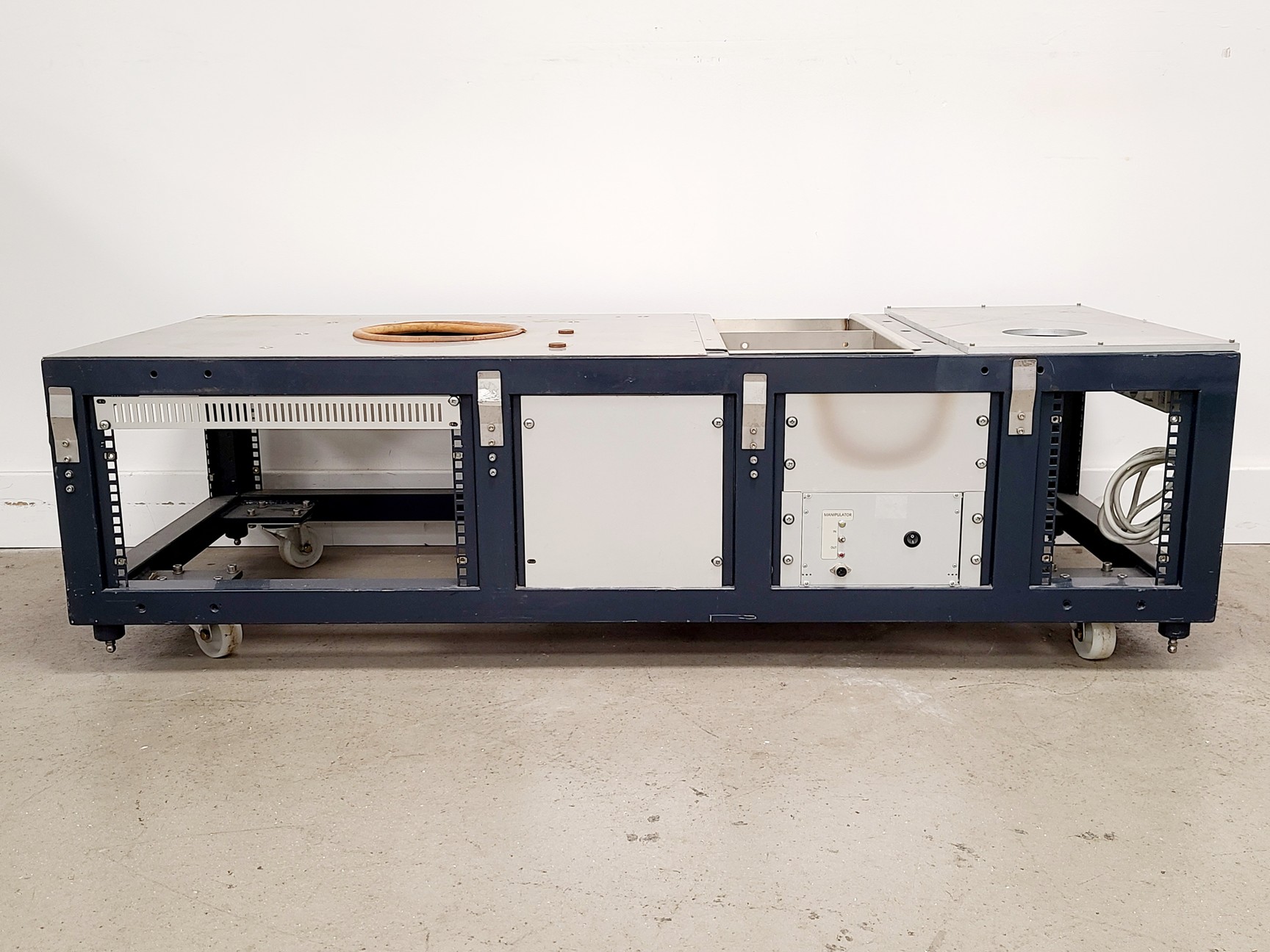 Equipment Rack for Power Supplies and Electronic Control Units 19'' Lab