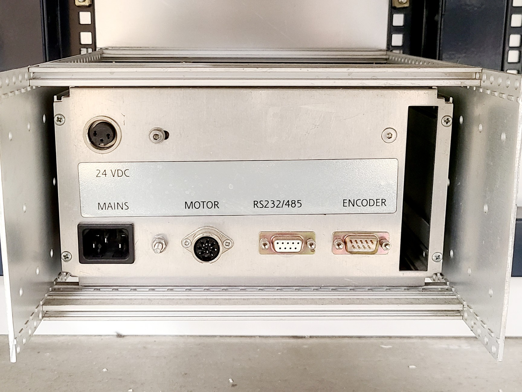 Equipment Rack for Power Supplies and Electronic Control Units 19'' Lab