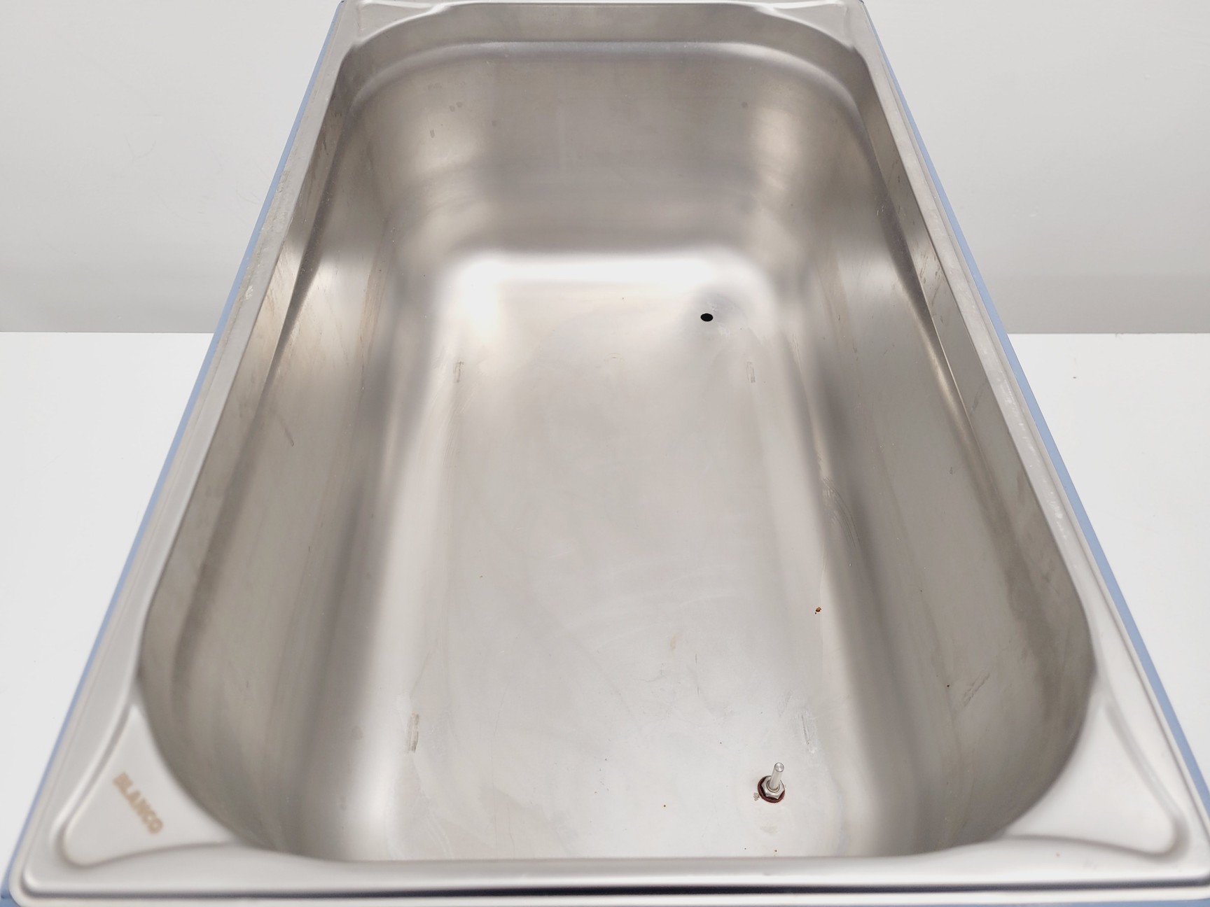 Image of Stuart SBS40 Shaking Water Bath Lab