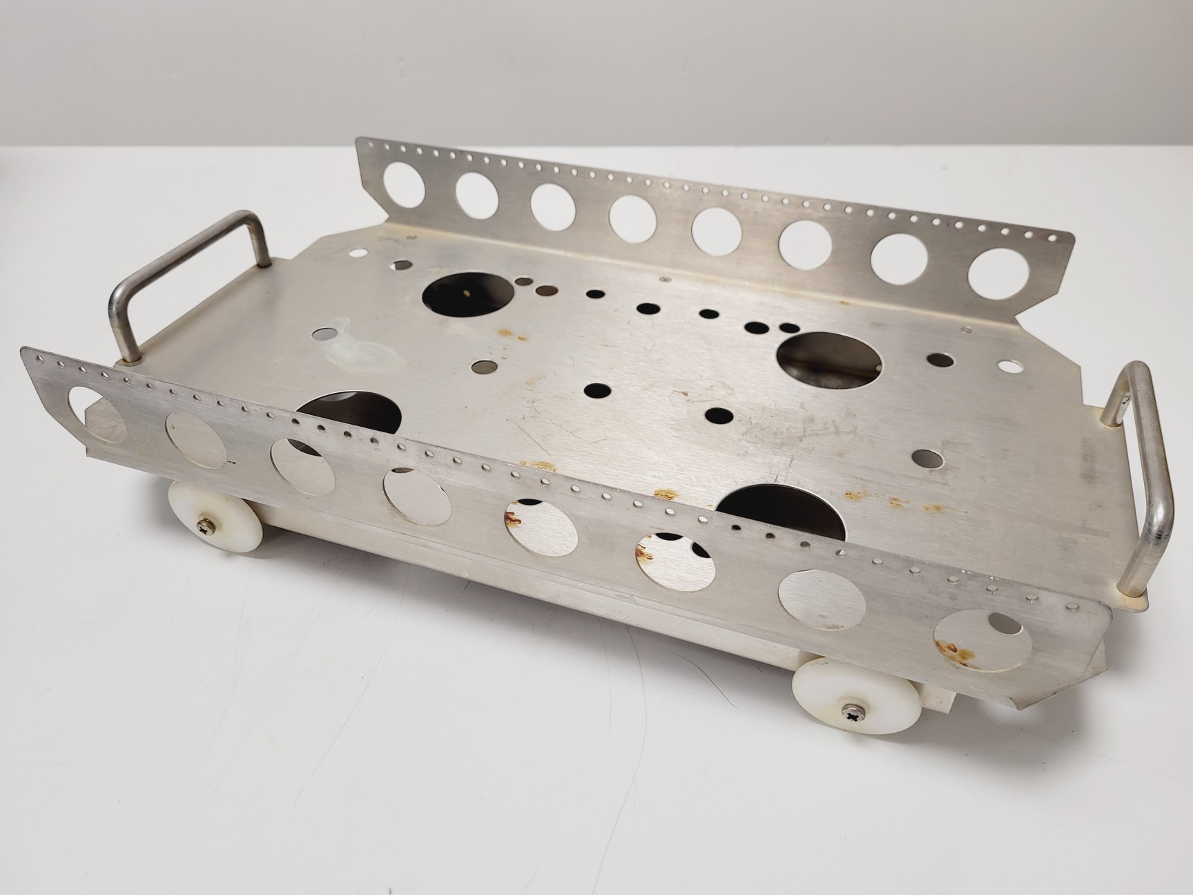 Image of Stuart SBS40 Shaking Water Bath Lab