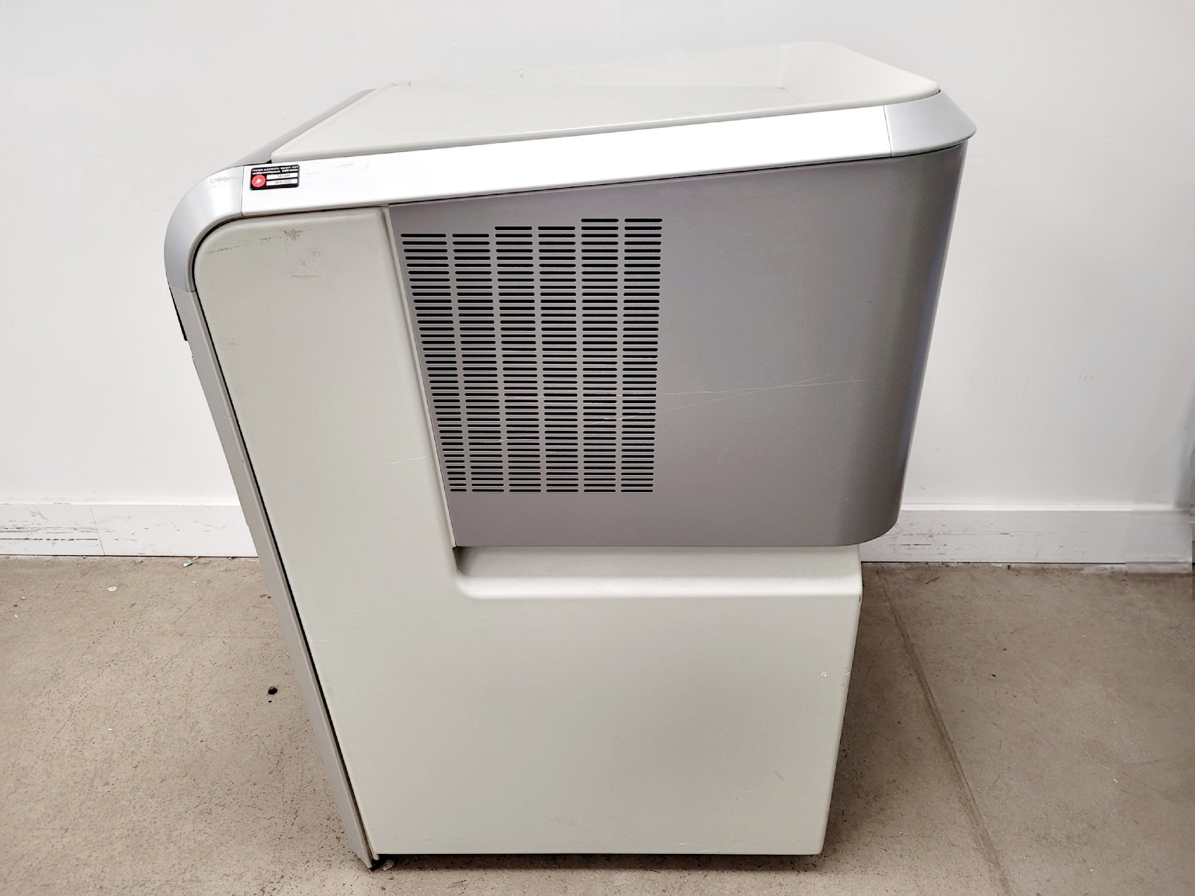 Image of CM Technologies Cell-IQ Imaging & Analysis System Spares/Repair Lab