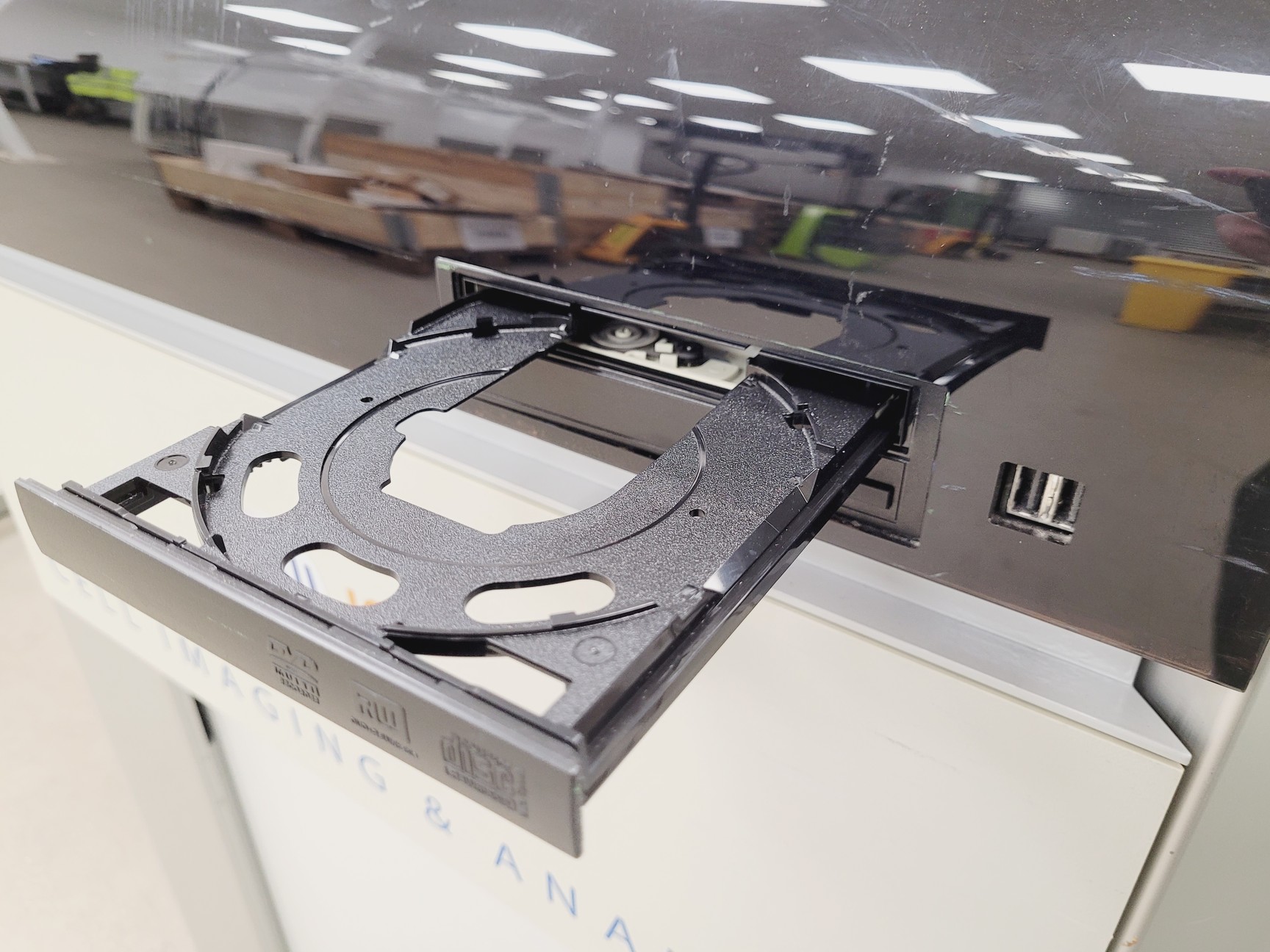 Image of CM Technologies Cell-IQ Imaging & Analysis System Spares/Repair Lab