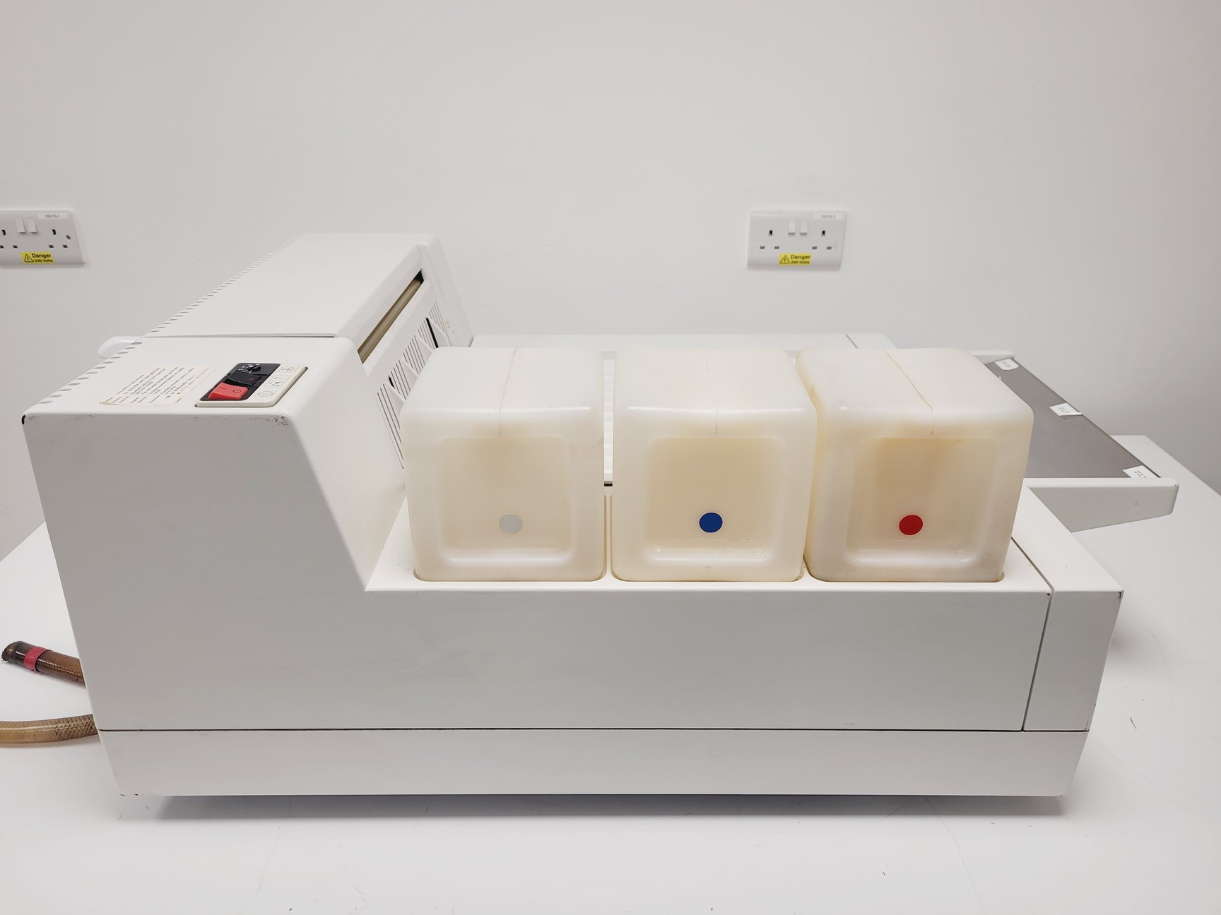 Image of AGFA Curix 60 Tabletop X-Ray Film Processor Lab