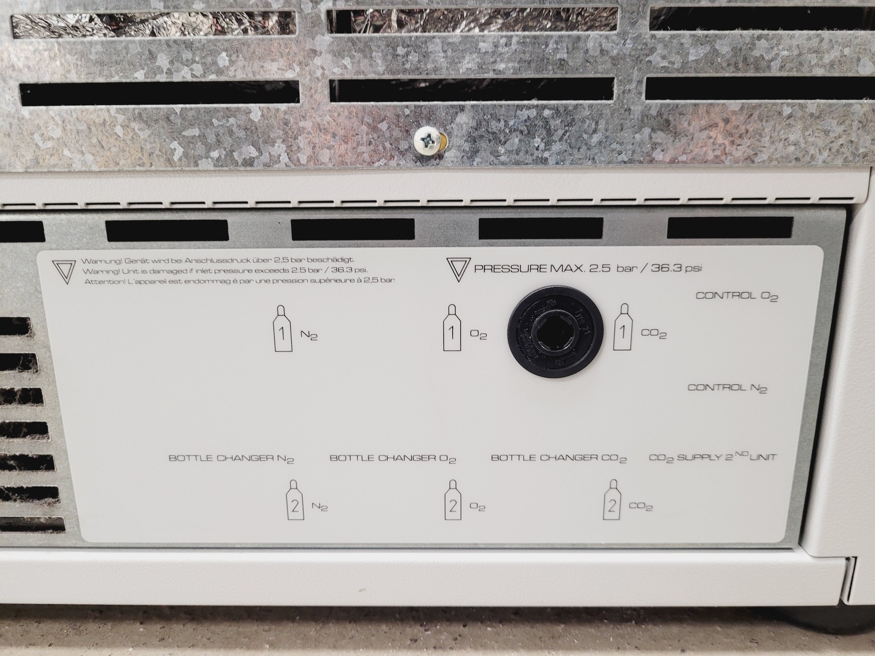 Image of Binder CB 150 Floorstanding Incubator