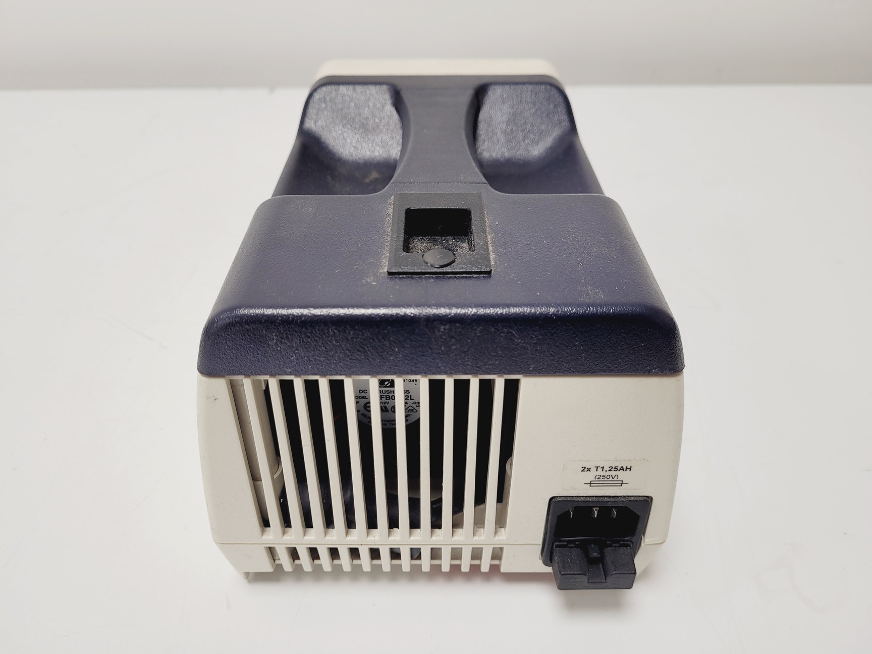 Image of Leica M60 Stereo Microscope, CLS 150 X Light Source, & MPS 60 Interface Panel