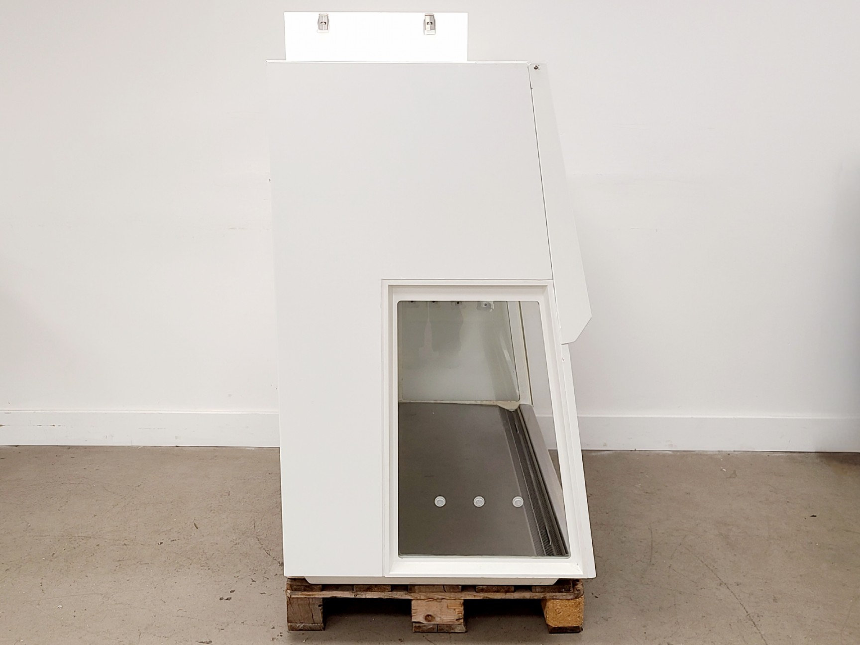 Image of Scanlaf Mars 1200 Class II Biological Safety Cabinet with Stand