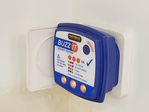 Thumbnail image of Scanlaf Mars 1200 Class II Biological Safety Cabinet with Stand