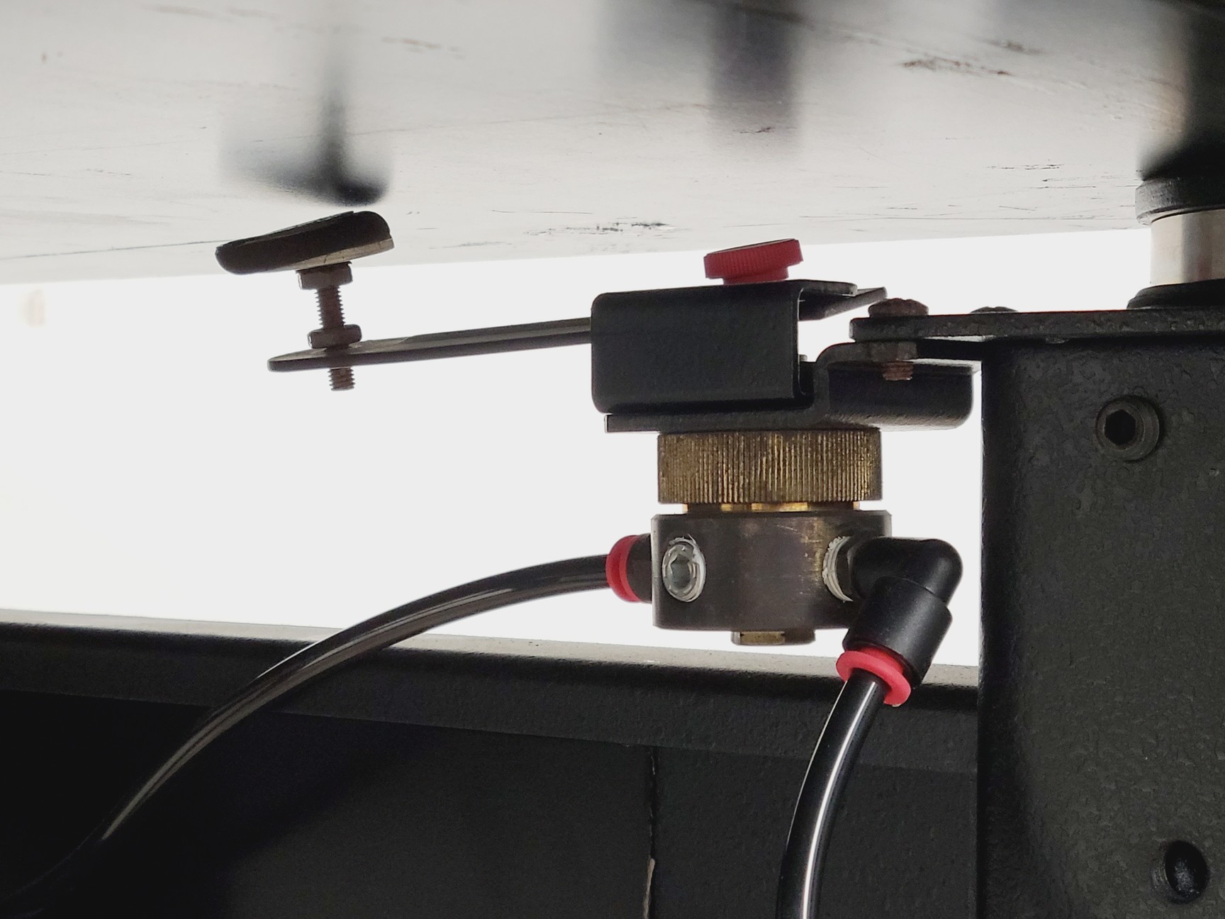 Image of TMC MICRO-g Anti-Vibration Table Model 63-530