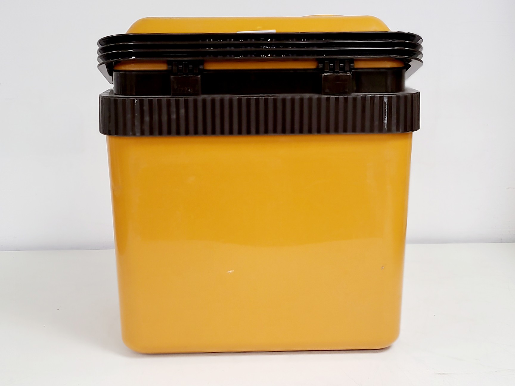 Image of Job Lot of Laboratory Cool Boxes