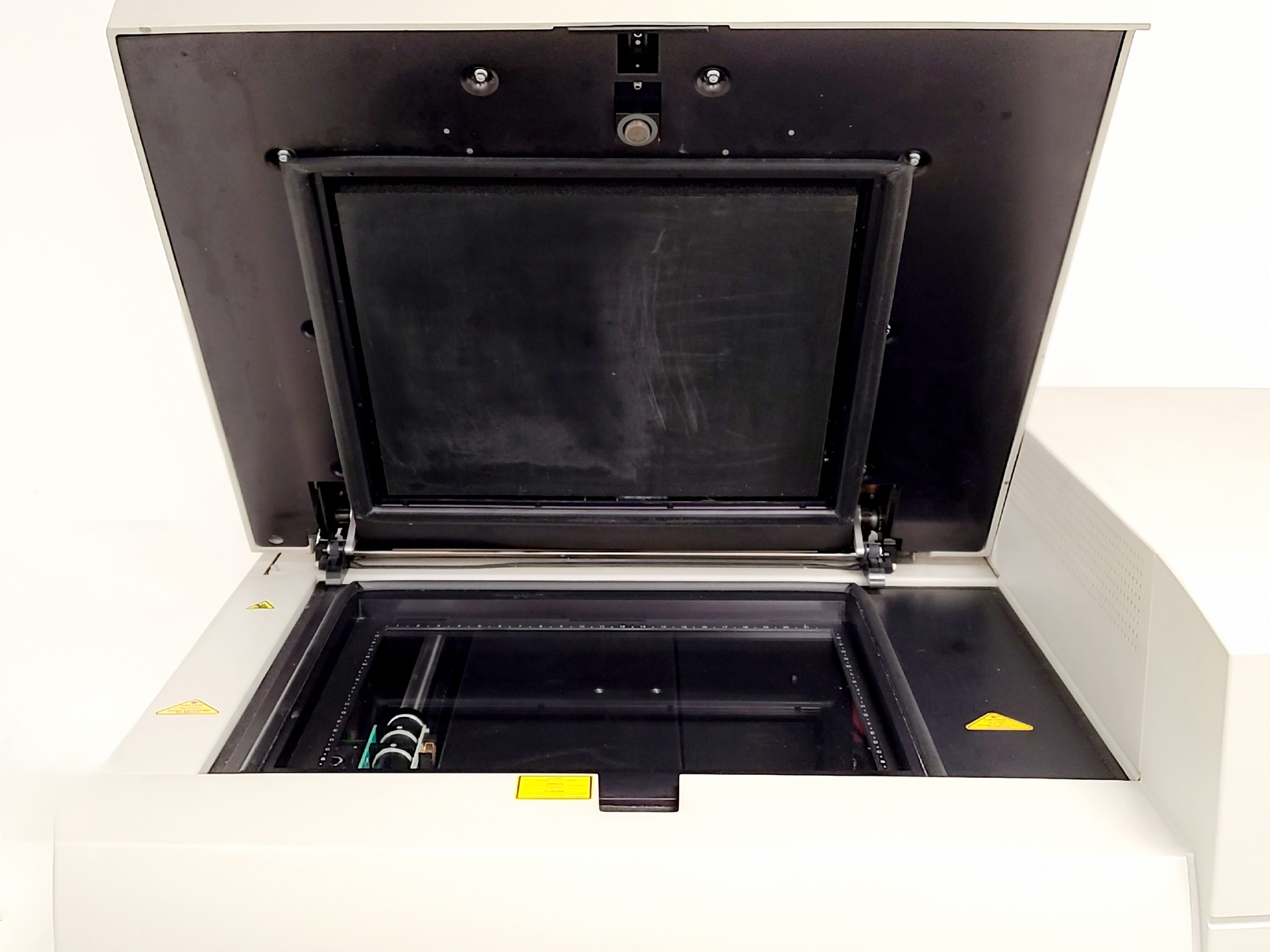 Image of Amersham Typhoon 9410 Variable Mode Imager w/ Blue Laser Module 