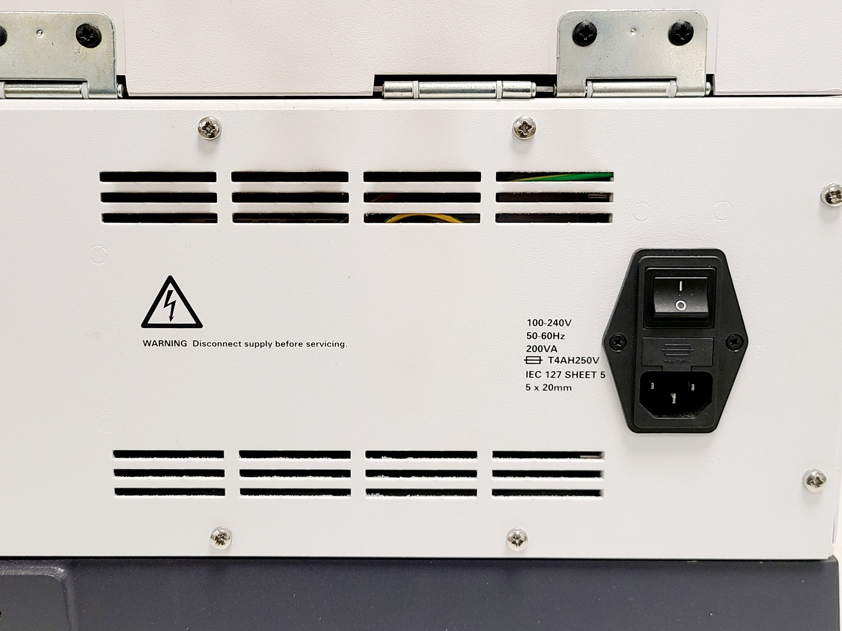 Image of Agilent Technologies Cary 660 FTIR Spectrometer w/ PC Lab