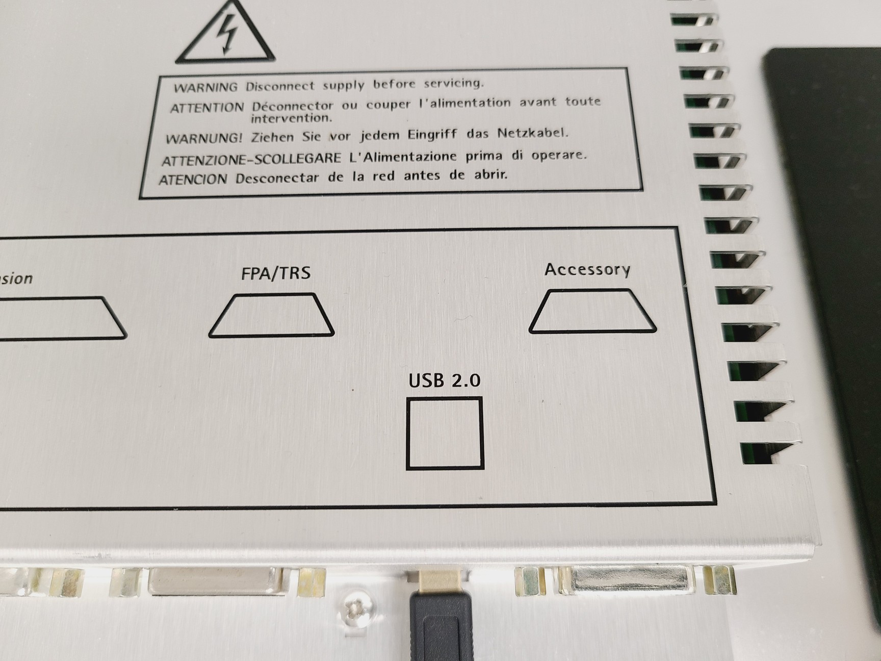 Image of Agilent Technologies Cary 660 FTIR Spectrometer w/ PC Lab